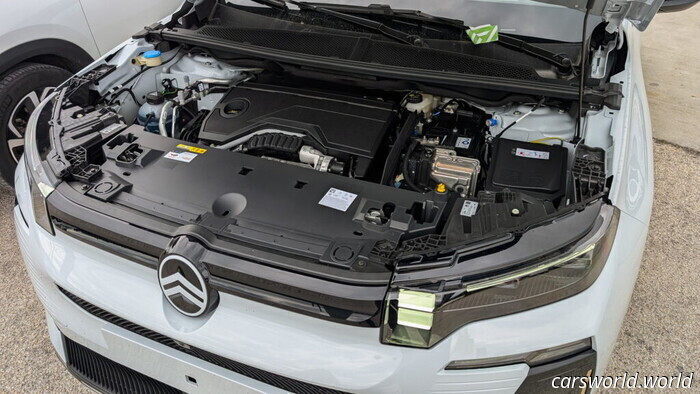 We Tested the New C5 Aircross and Found Citroen’s Comfort Superior to Our Jeep Compass | Review | Carscoops